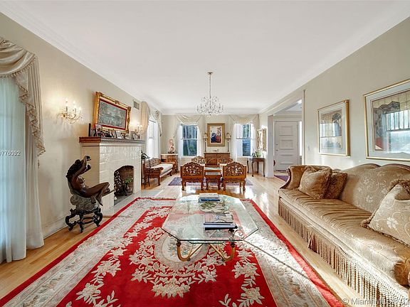 5th image of 2637 Flamingo Dr