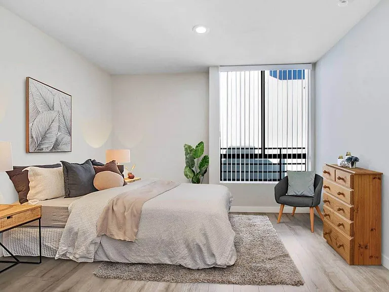 The Kenmore Los Feliz — Photo 26