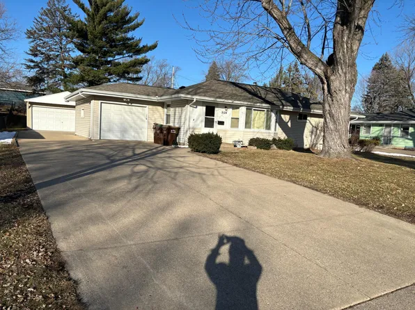 9124 Emerson Ave S, Bloomington, MN 55420