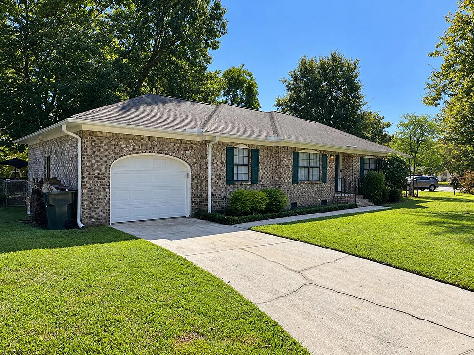 254 Foxborough Rd