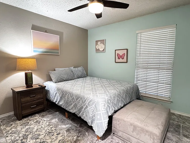 1429 Hall Dr — Photo 9