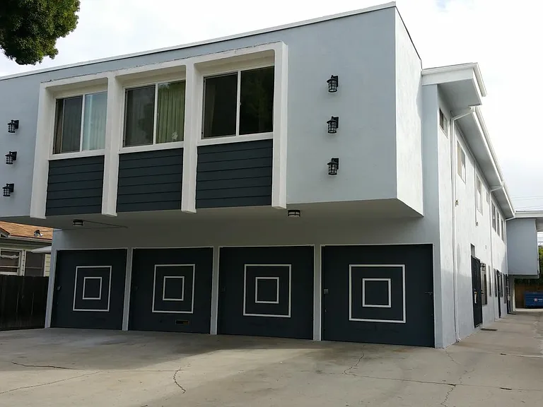 11820 Venice Blvd #2 — Photo 1