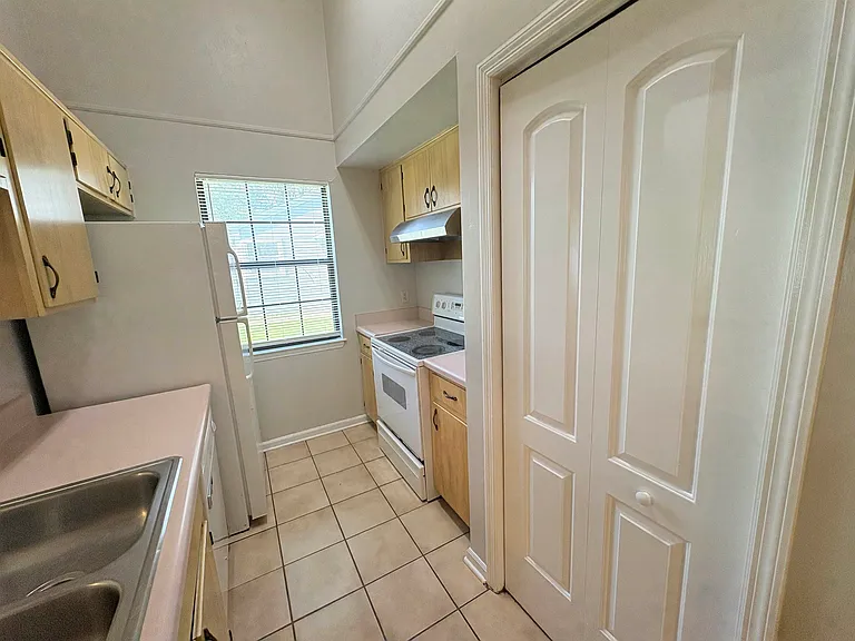 3245 Mound Dr — Photo 9