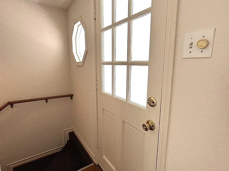 3918 Driscoll St — Photo 13