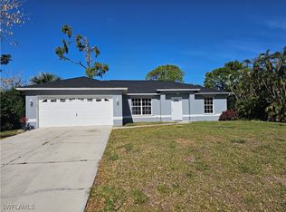 18416 Oriole Rd, Fort Myers, FL 33967