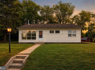 146 Manada Gap Rd, Grantville, PA 17028