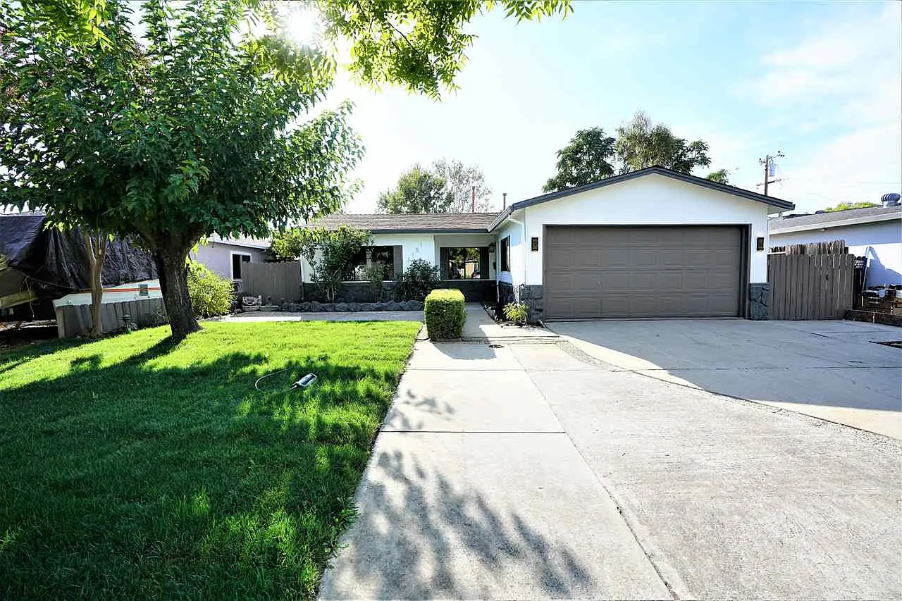 3151 Arroba Way photo 1