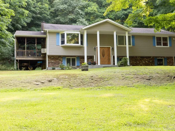 79 Watermelon Hill Road, Mahopac, NY 10541