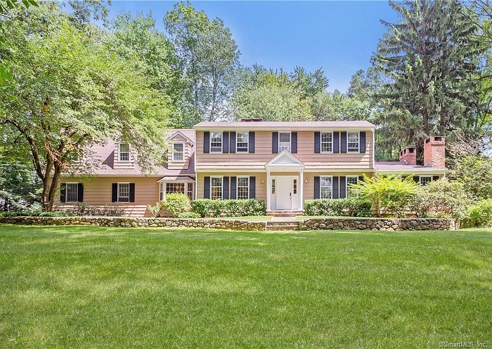 1st image of 94 Woodridge Cir