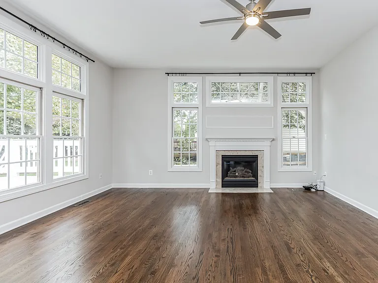 43179 Allenby Way — Photo 10