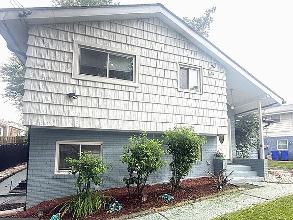 2nd image of 11321 College View Dr