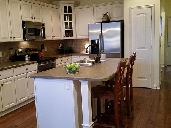 2nd image of 521 Scott Farms Blvd