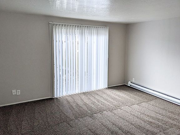 5th image of 1009-1015 Ring St NE #1013