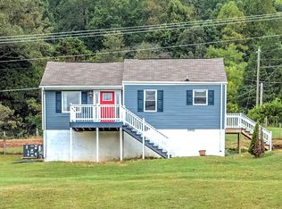 107 Fox Ln, Clinton, TN 37716