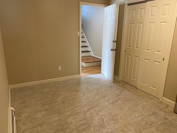 2nd image of 1130 Throggmorton Ave APT 1