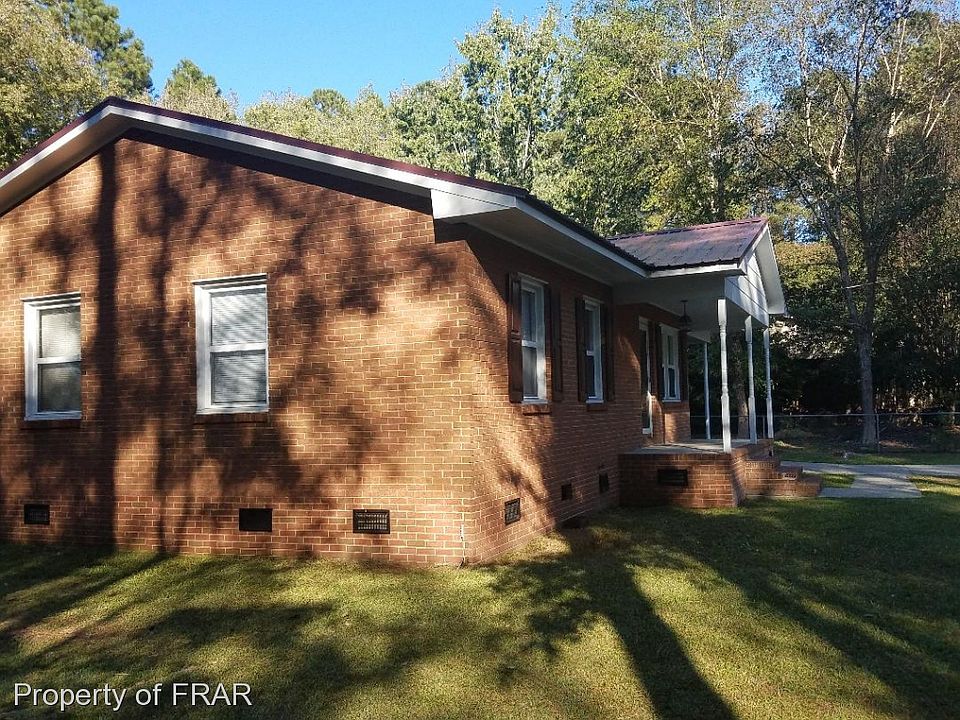 2nd image of 562 Rudolph Rd