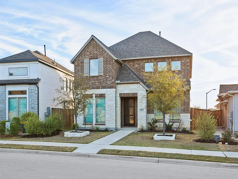 932 Azul Lagoon Dr — Photo 32