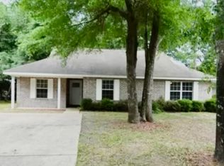 121 Elm Ave SE, Fort Walton Beach, FL 32548