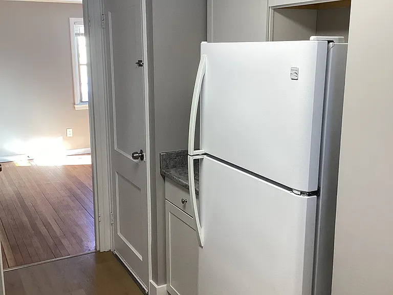 11 Loomis Hts #11 — Photo 21