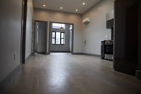 Rented by P Management | media 28