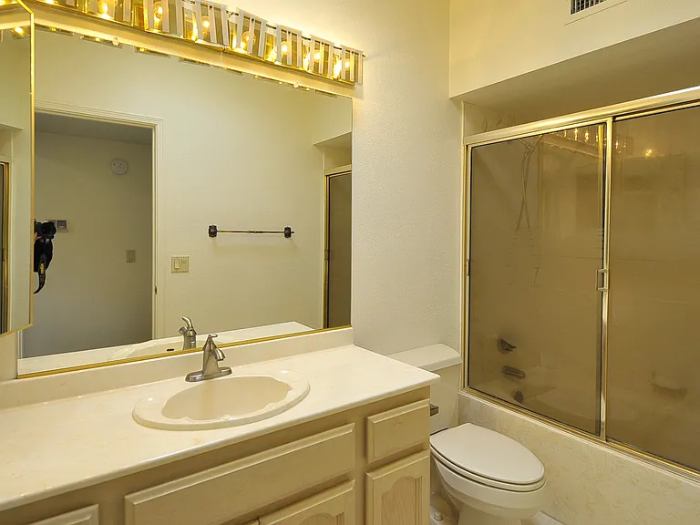 GuestBath_01252023