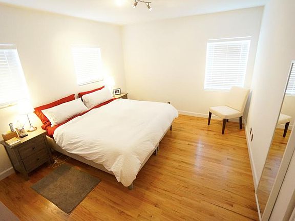5th image of 1614 Jefferson Ave APT 08
