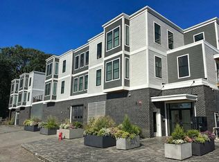 40 Westmoreland St, Dorchester, MA 02124