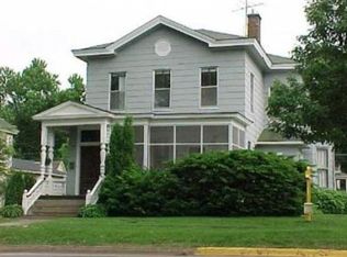 827 W 4th St, Red Wing, MN 55066