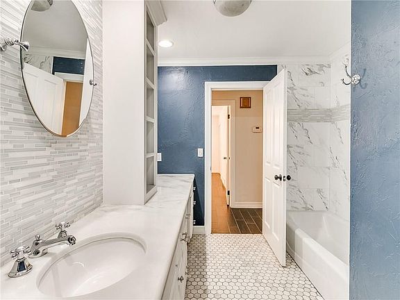 5th image of 1614 Brighton Ave