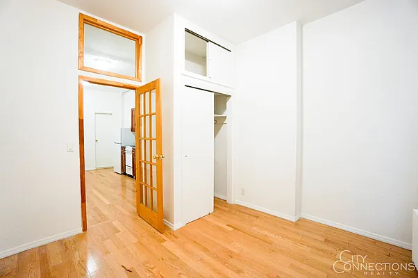 Rented by City Connections Realty | media 20