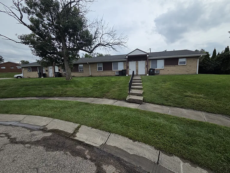 1308 Uhlwood Dr — Photo 10