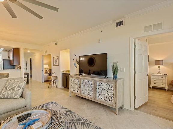 5th image of 5558 Palmer Cir #102
