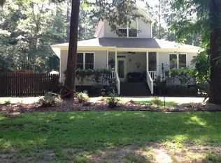 41 E River Dr, Beaufort, SC 29907