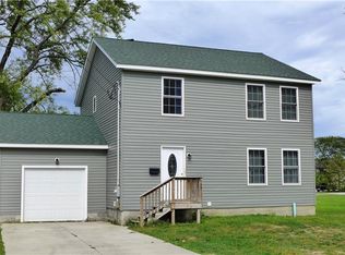 163 E Union St, Geneva, OH 44041