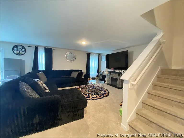 808 Old Angus Ln — Photo 7