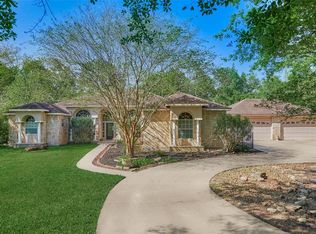 202 Forest Wind Cir, Montgomery, TX 77316