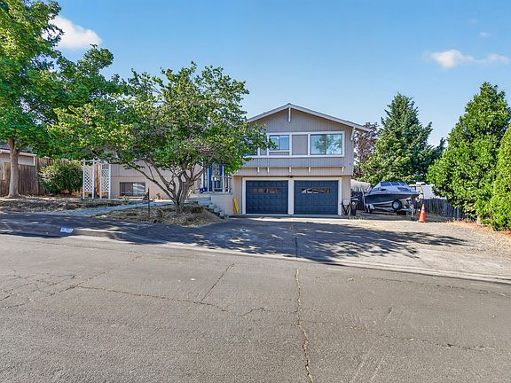 4th image of 2570 Samoan Way