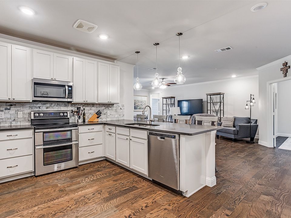 1st image of 651 N Watters Rd APT 1206