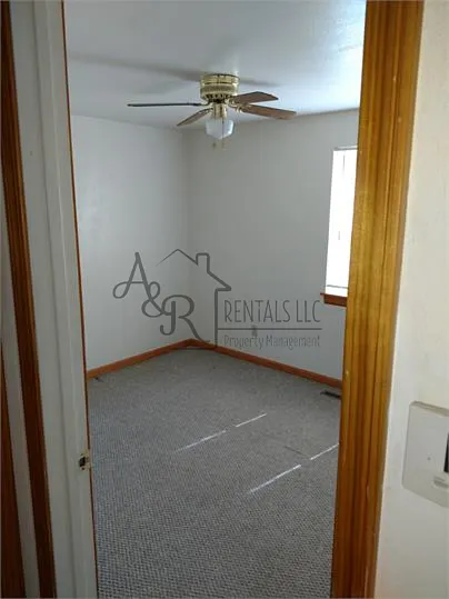 413 Fieldcrest Dr — Photo 12