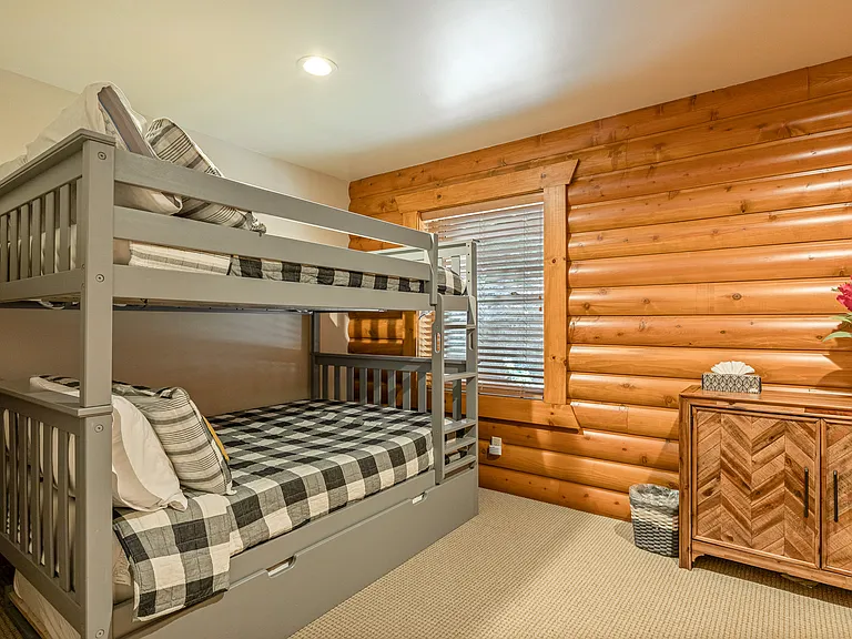 262 N Fairway Dr — Photo 37
