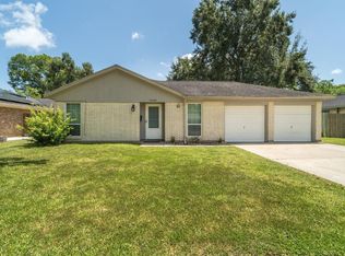9405 Vicksburg Ave, Texas City, TX 77591