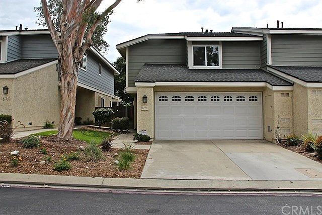 2nd image of 3716 Live Oak Dr