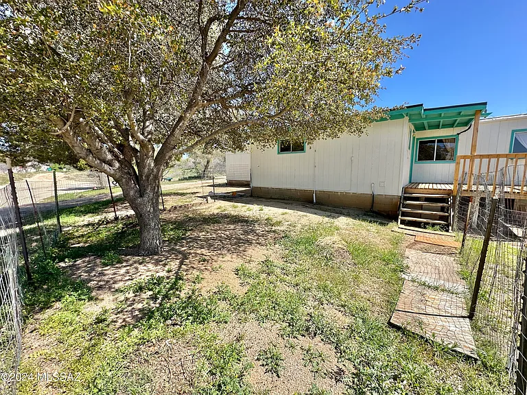 1490 N John Adams St — Photo 7