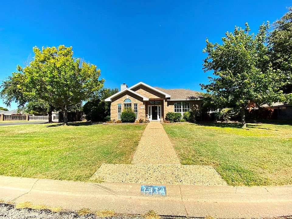 1st image of 3434 Silver Spur Dr