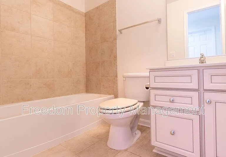 4100 Presidential Hill Loop — Photo 29