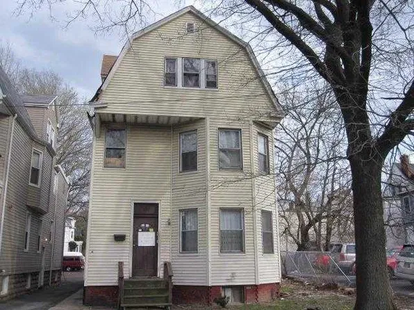 140 So Oraton Pkwy, East Orange, NJ 07018