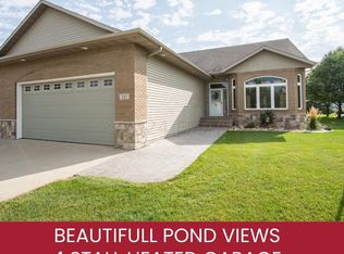 327 48th Ave SW, Moorhead, MN 56560