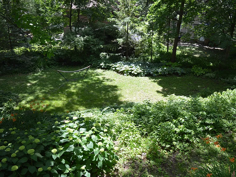 1825 Summit Ave — Photo 15