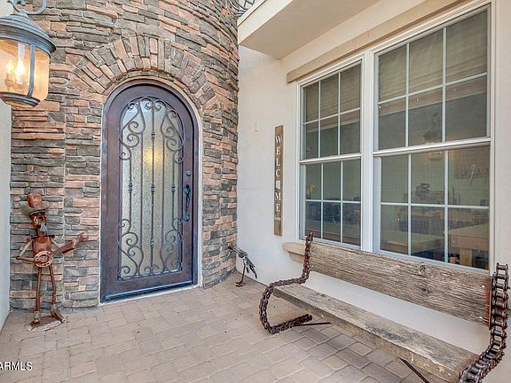 3rd image of 30053 W Earll Dr