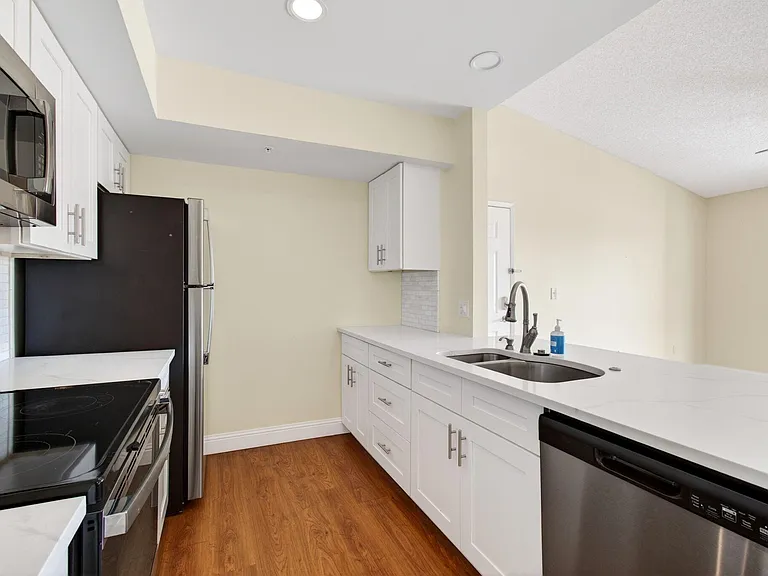 157 Yacht Club Way #303 — Photo 8